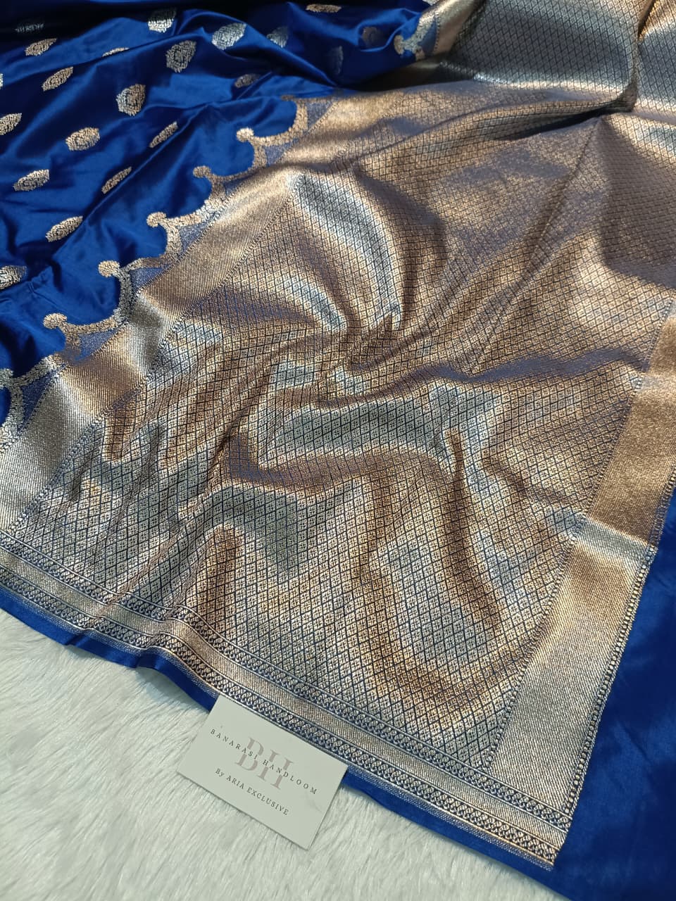 Cobalt Blue Shade Handwoven Kataan Mashru Silk Saree