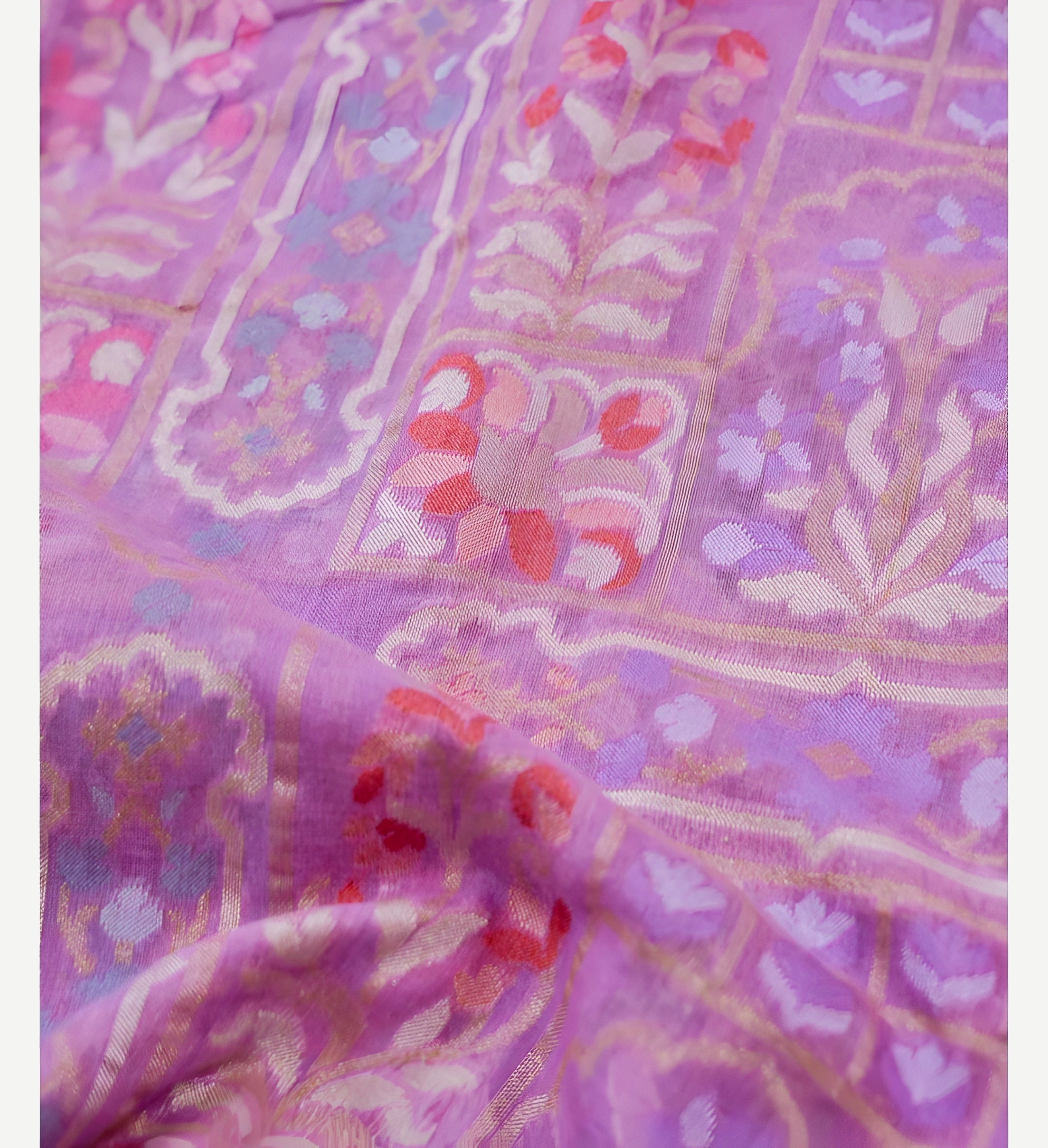 Levendar Shade Handwoven Muslin Kora Ektara Jamdani Saree