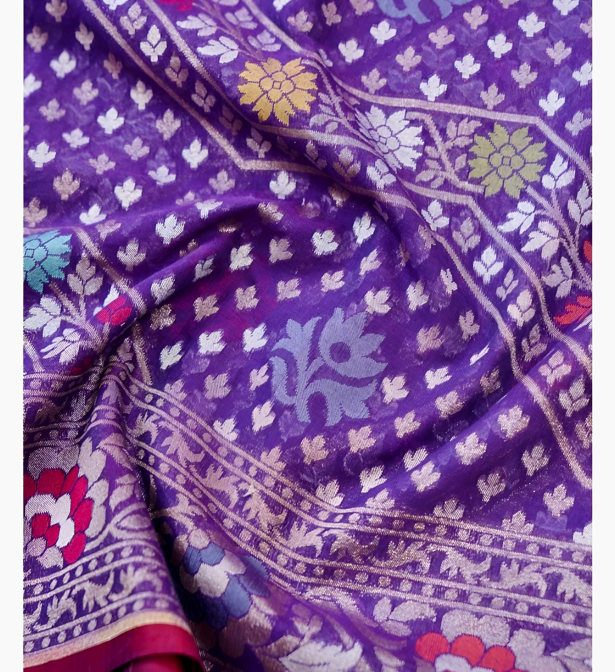Purple Shade Handwoven Muslin Kora Ektara Jamdani Saree
