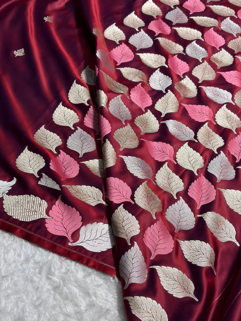Cherry Red Shade Handwoven Kataan Mashru Silk Saree