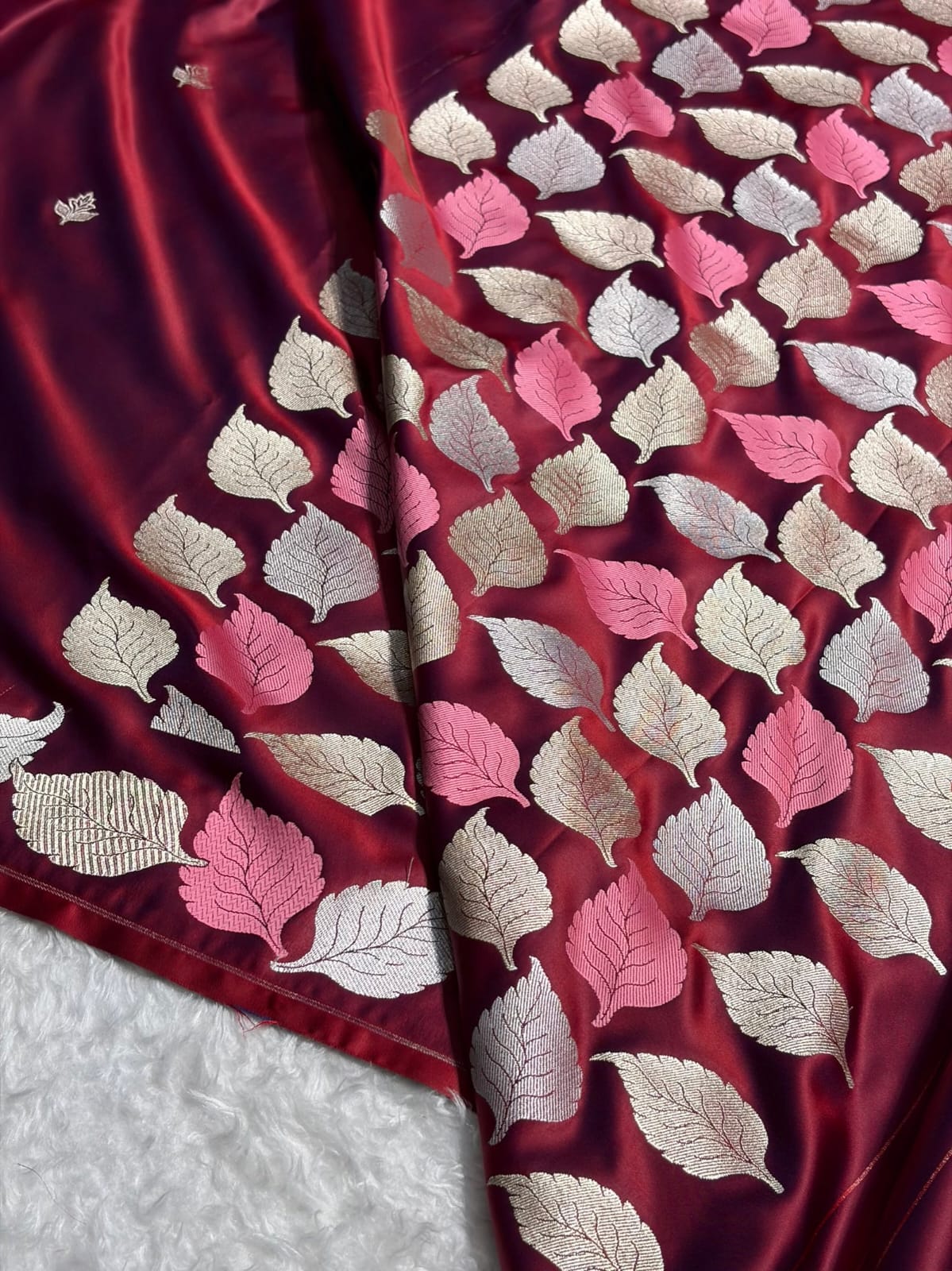 Cherry Red Shade Handwoven Kataan Mashru Silk Saree