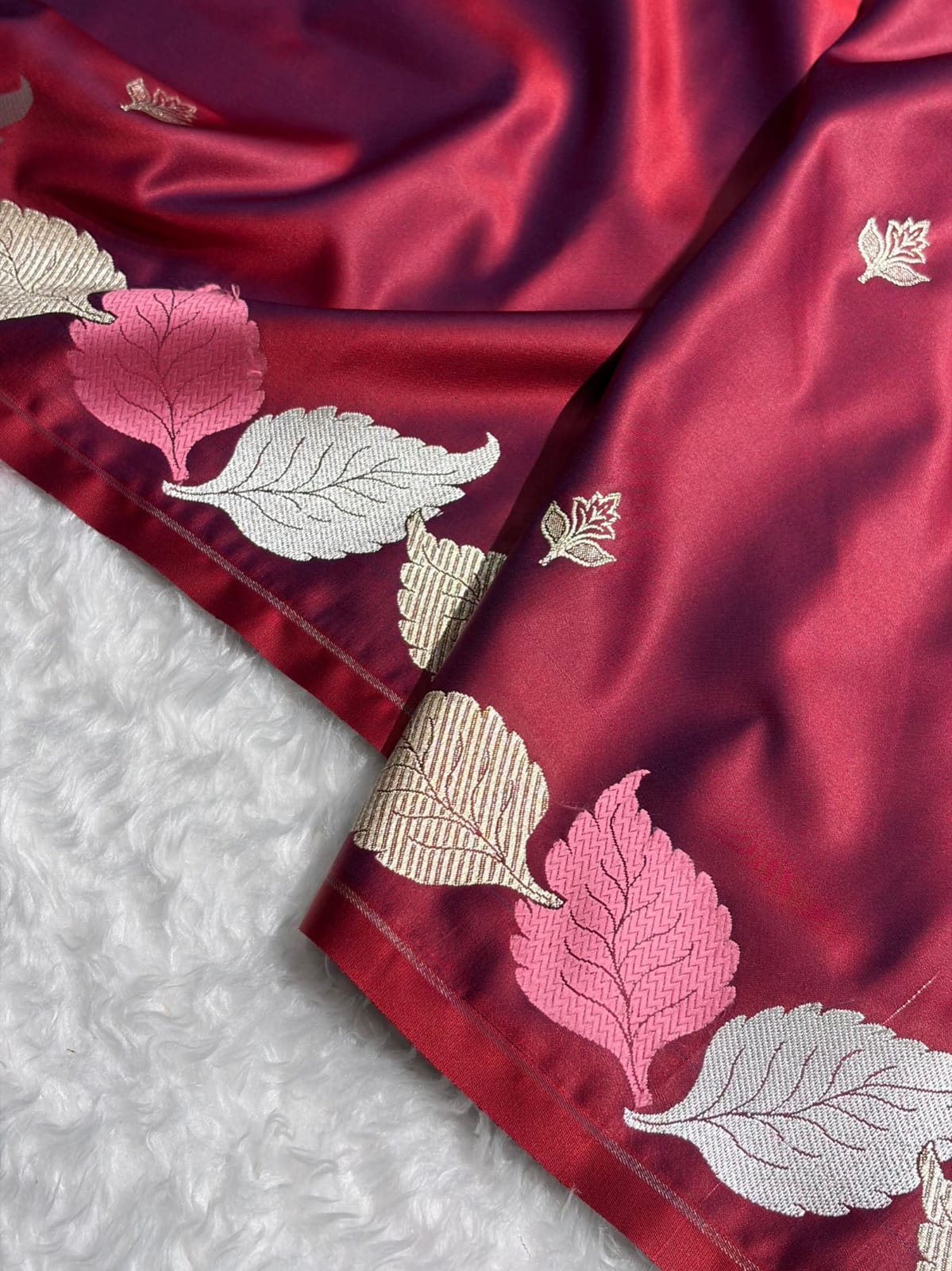 Crimson Red Shade Handwoven Kataan Mashru Silk Saree