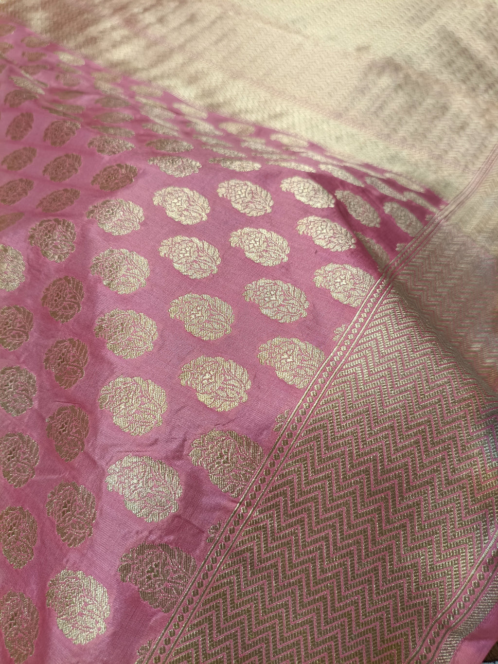 Bubble Gum Pink Shade Handwoven Pure Kataan Silk Saree