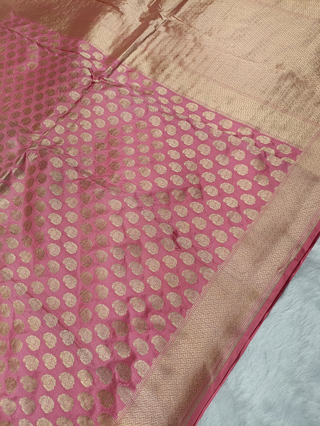 Bubble Gum Pink Shade Handwoven Pure Kataan Silk Saree