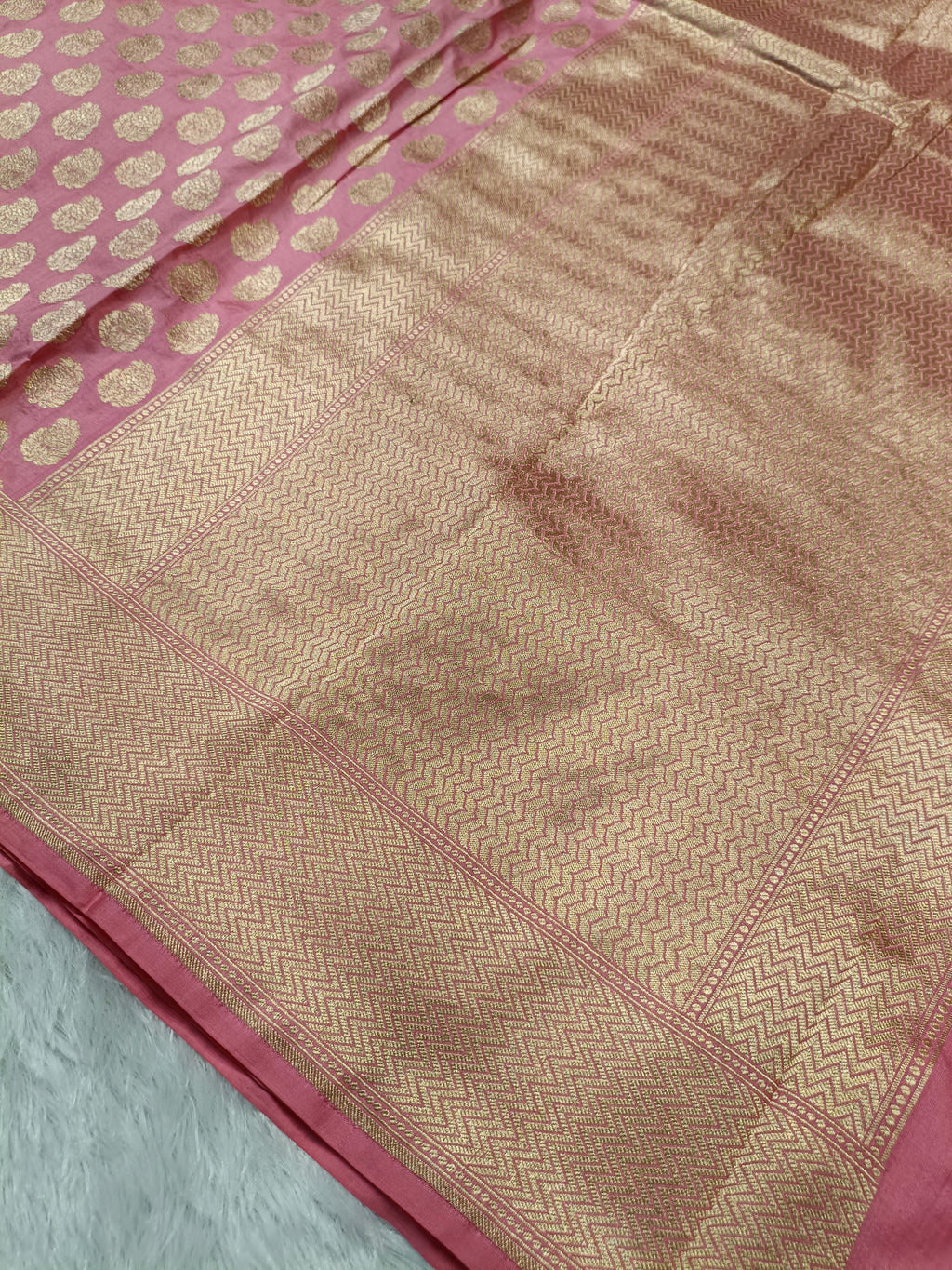 Bubble Gum Pink Shade Handwoven Pure Kataan Silk Saree