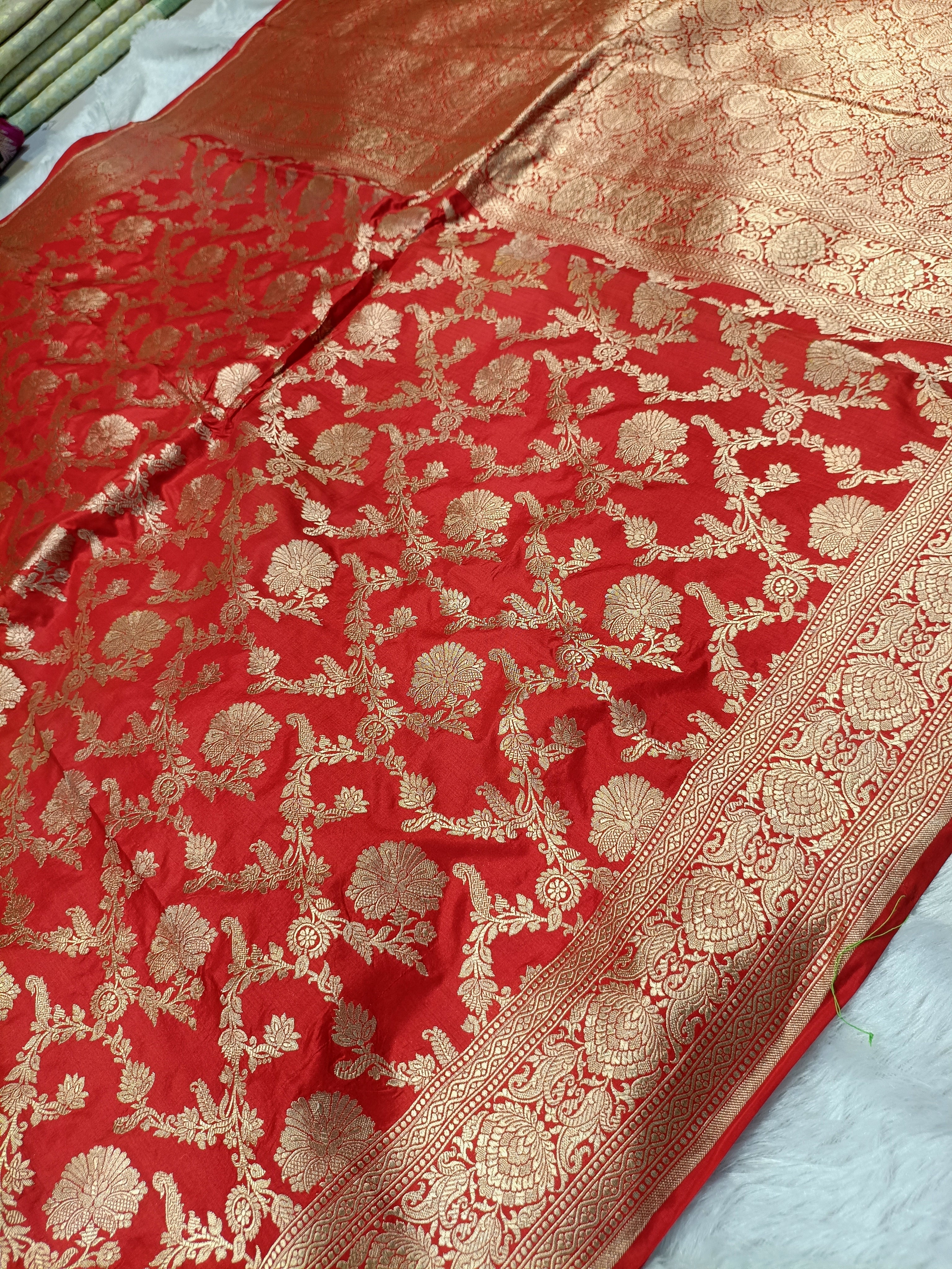 Bridal Red Shade Handwoven Pure Kataan Silk Saree