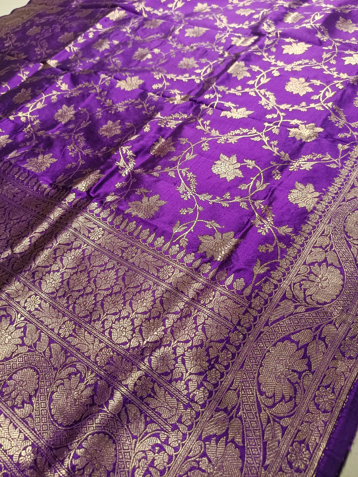 Purple Shade Handwoven Kataan Silk Dupatta