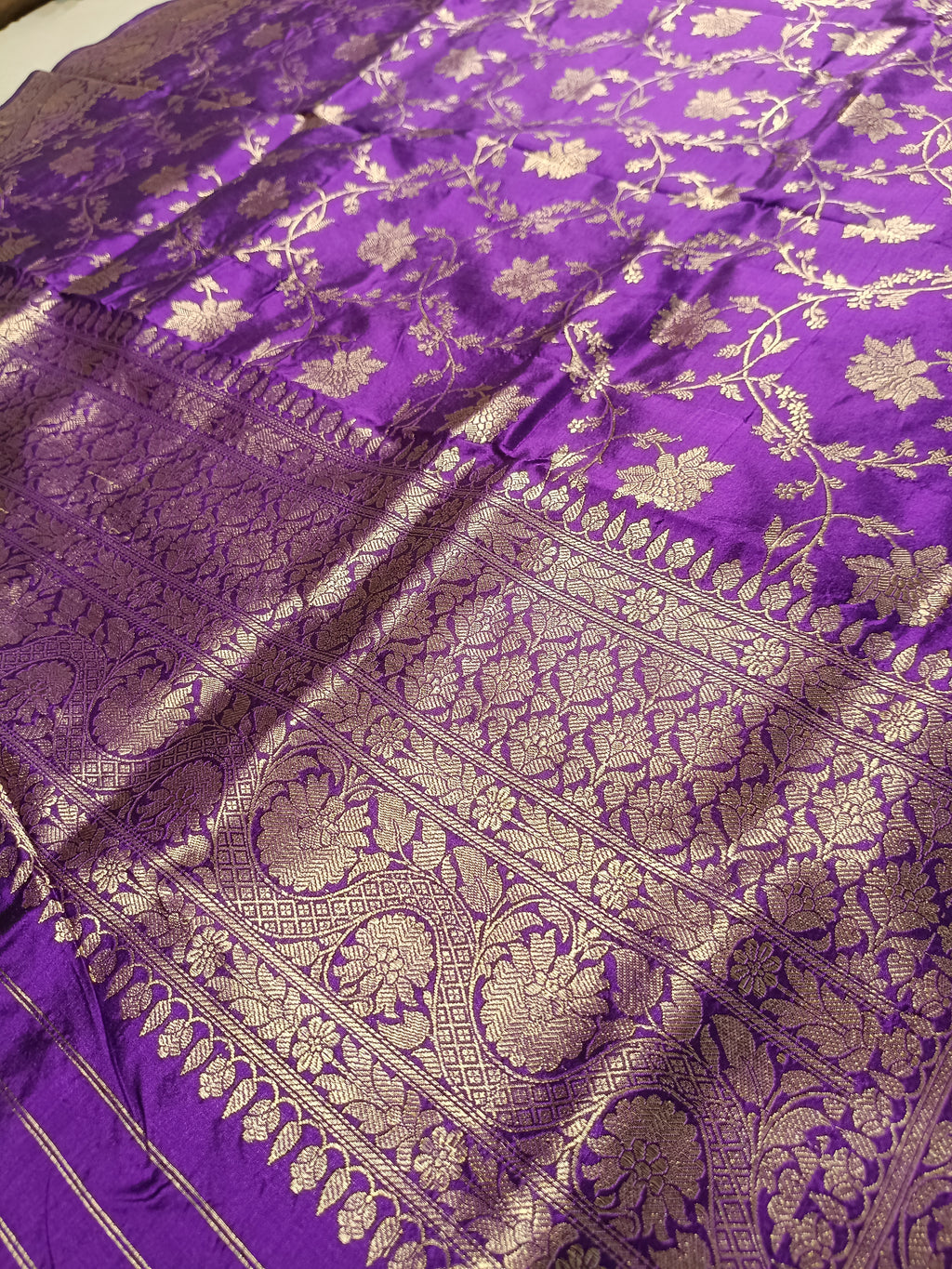Purple Shade Handwoven Kataan Silk Dupatta