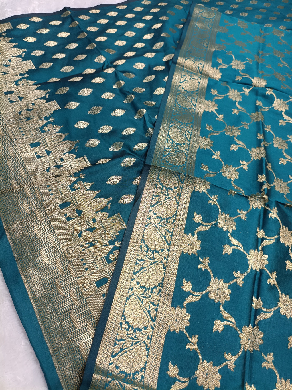 Teal Green Shade Banarasi Silk Temple Ghat Style Suit Set