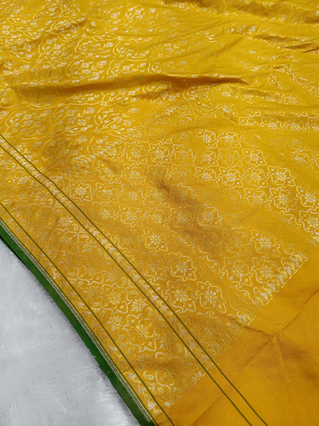 Mustard Gold Shade Handwoven Kataan Ektara Jamdani Saree