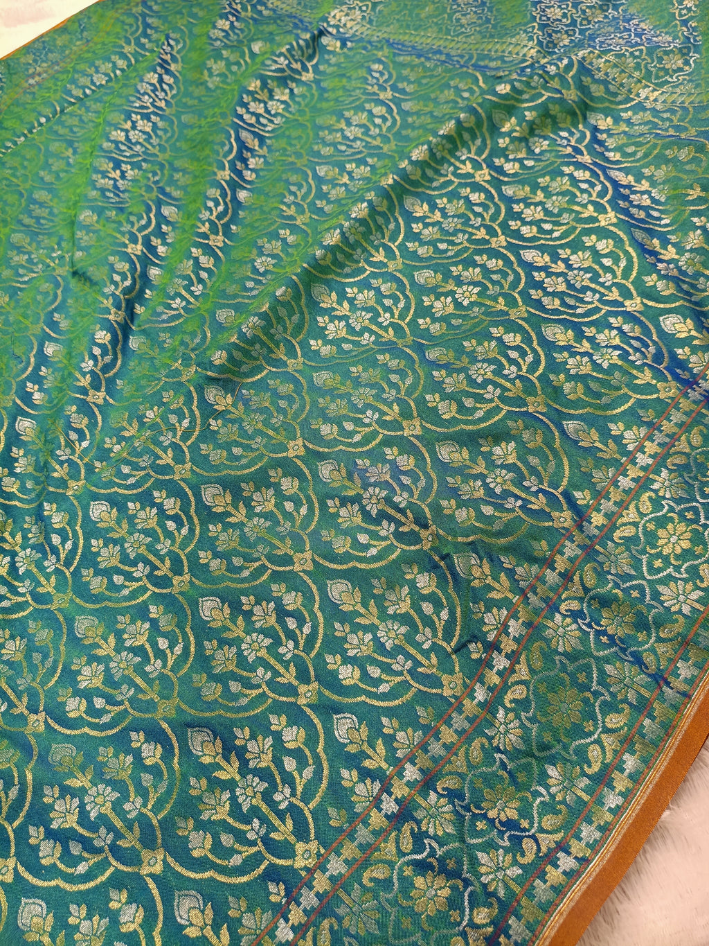 Sea Green Shade Handwoven Kataan Ektara Jamdani Saree