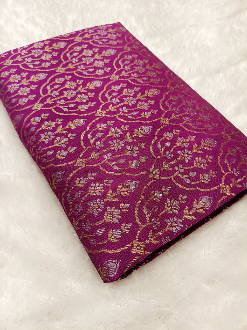 Purple Shade Handwoven Kataan Ektara Jamdani Saree