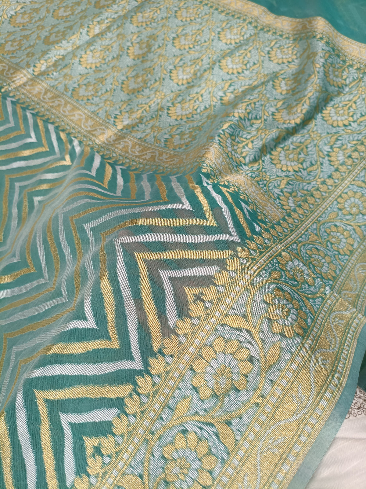 Sea Green Shade Handwoven Muslin Kora Ektara Jamdani