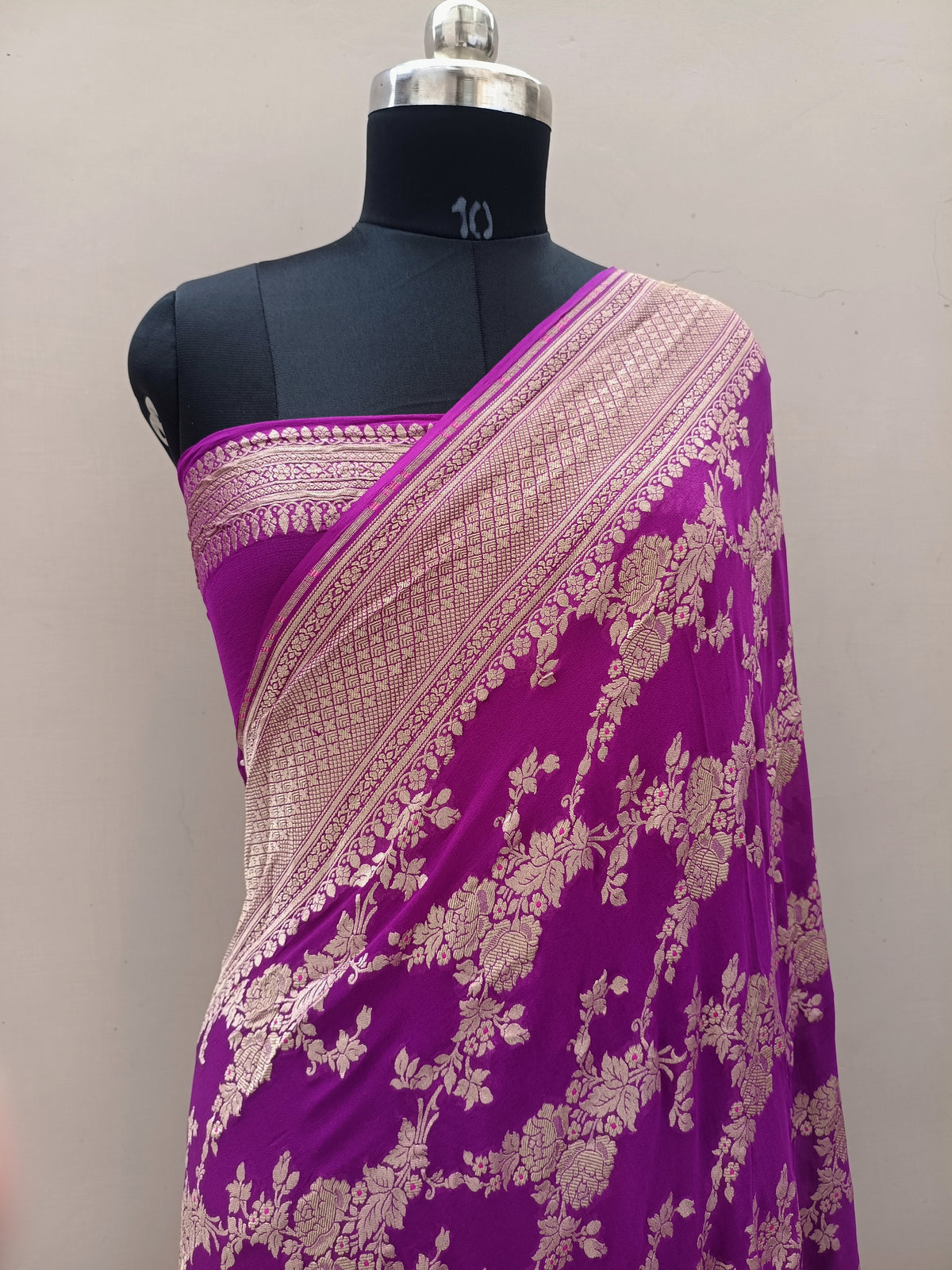 Pure Handloom Khaddi Chiffon Banarasi Saree with Floral Jangla Weaving