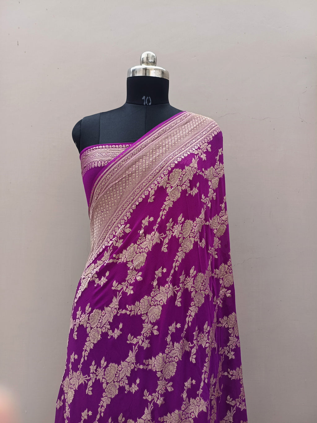 Pure Handloom Khaddi Chiffon Banarasi Saree with Floral Jangla Weaving