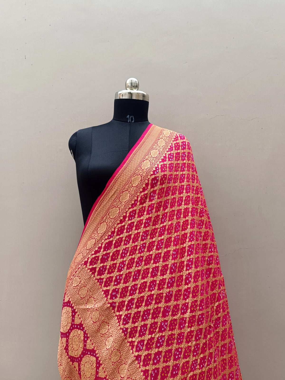 Rani Pink Shade Handwoven Khaddi Chiffon Rai Dana Bandhani Dupatta