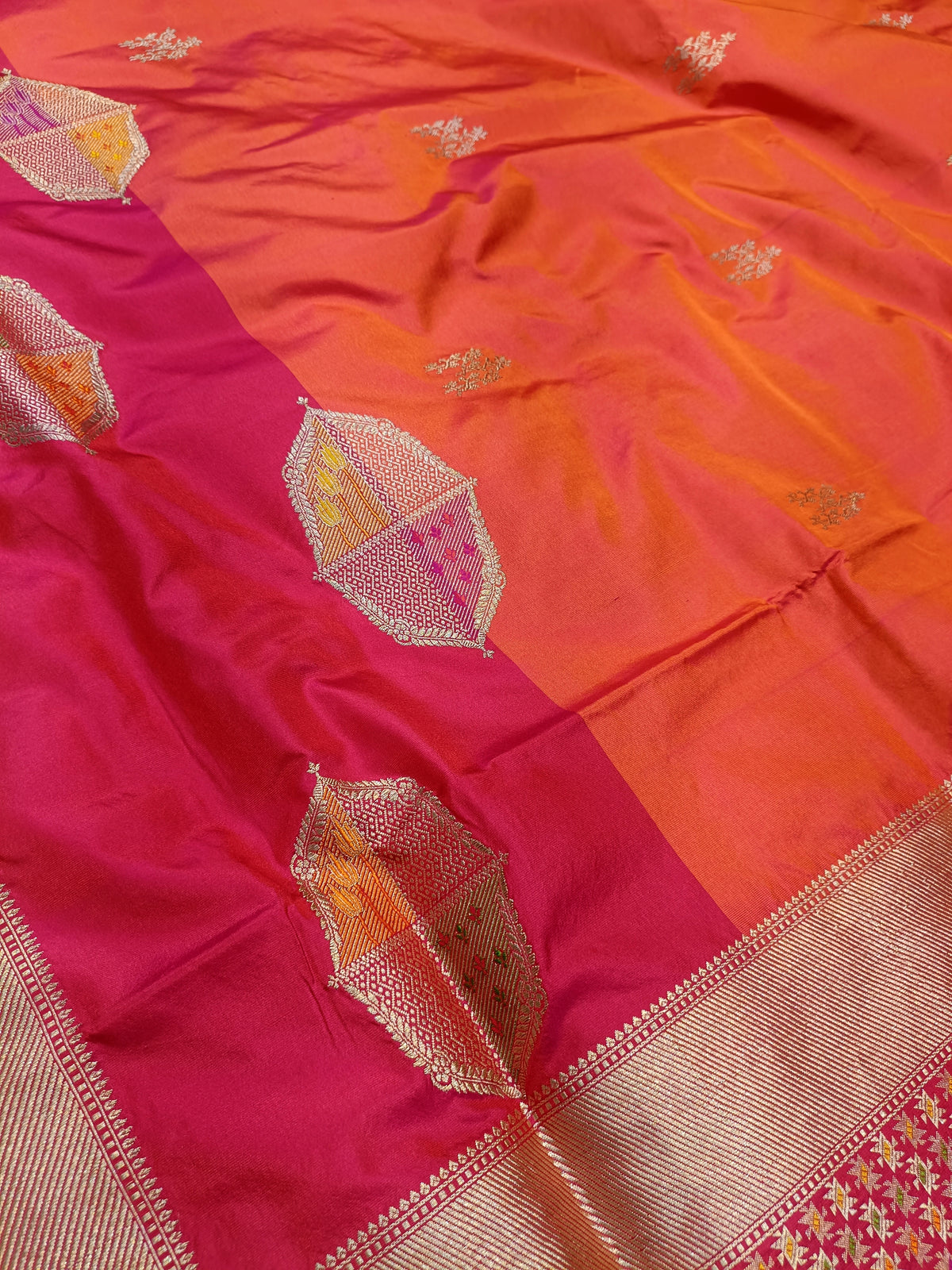 Orange Rani Pink Shade High Percentage Zari Weaving Handwoven Kataan Silk Saree