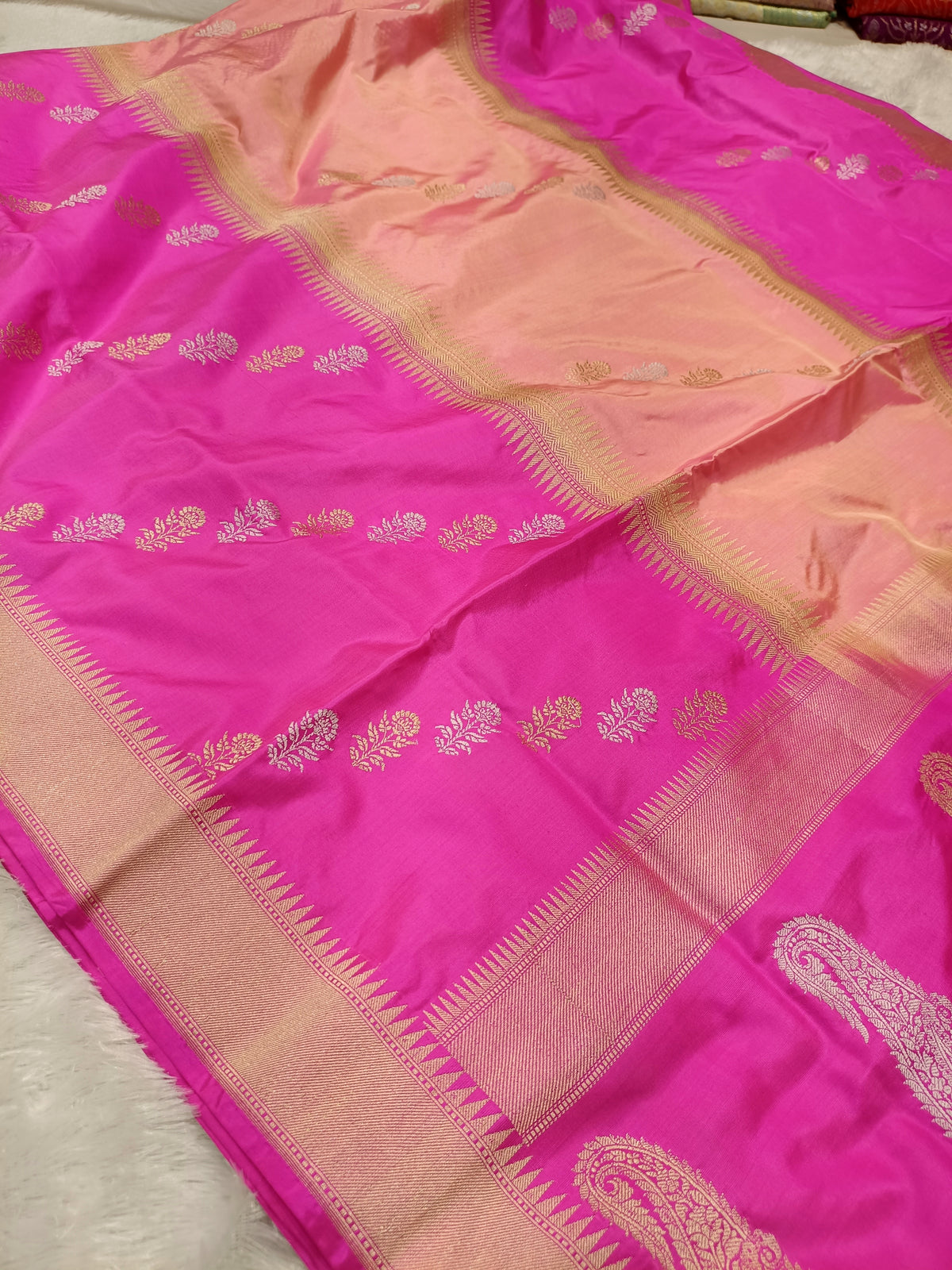 Rani Pink With Peach High Percentage Zari Weaving Handwoven Kataan Silk Saree