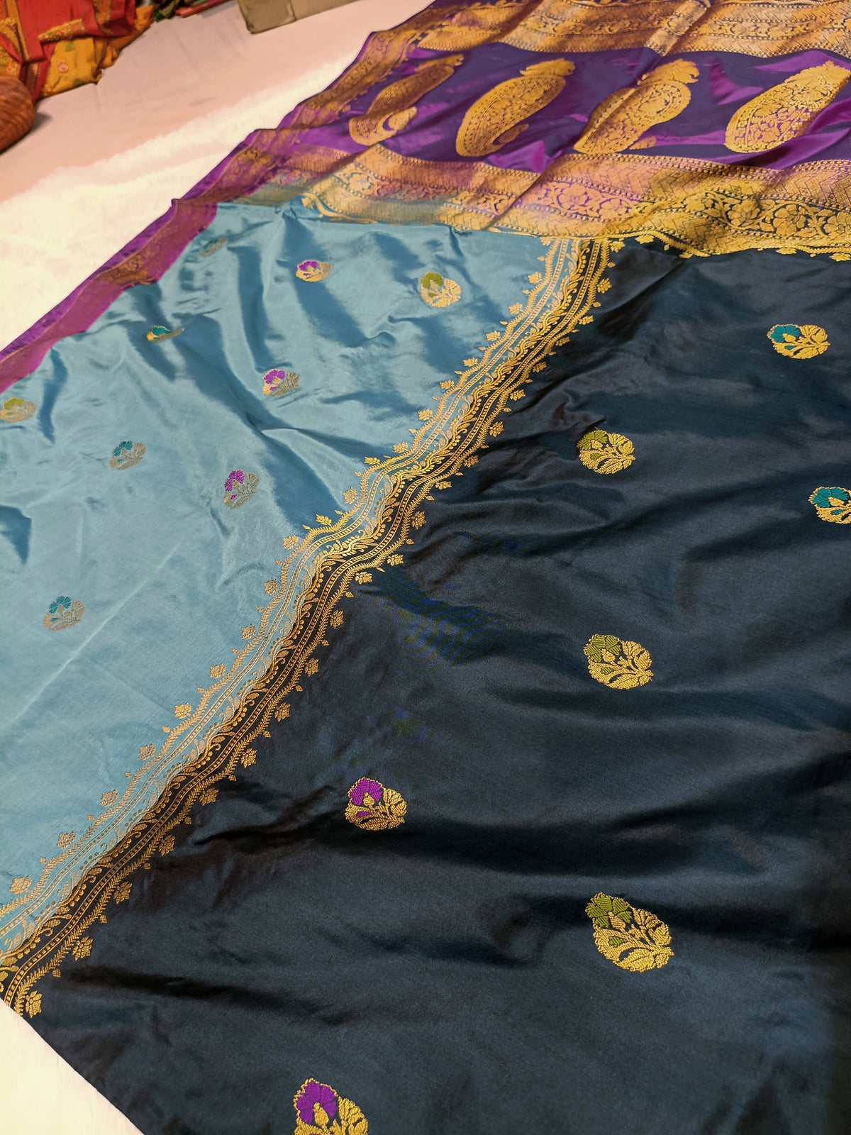 Dual Blue Shade High Percentage Zari Weaving Handwoven Kataan Silk Saree