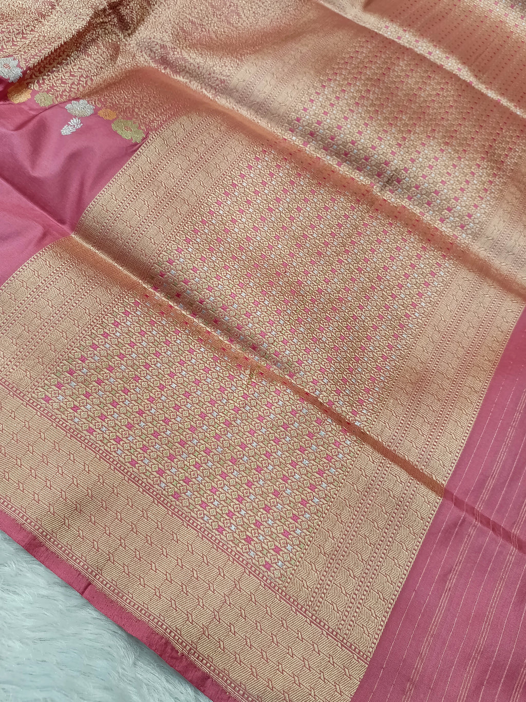 Mauve Shade High Percentage Zari Weaving Handwoven Kataan Silk Saree