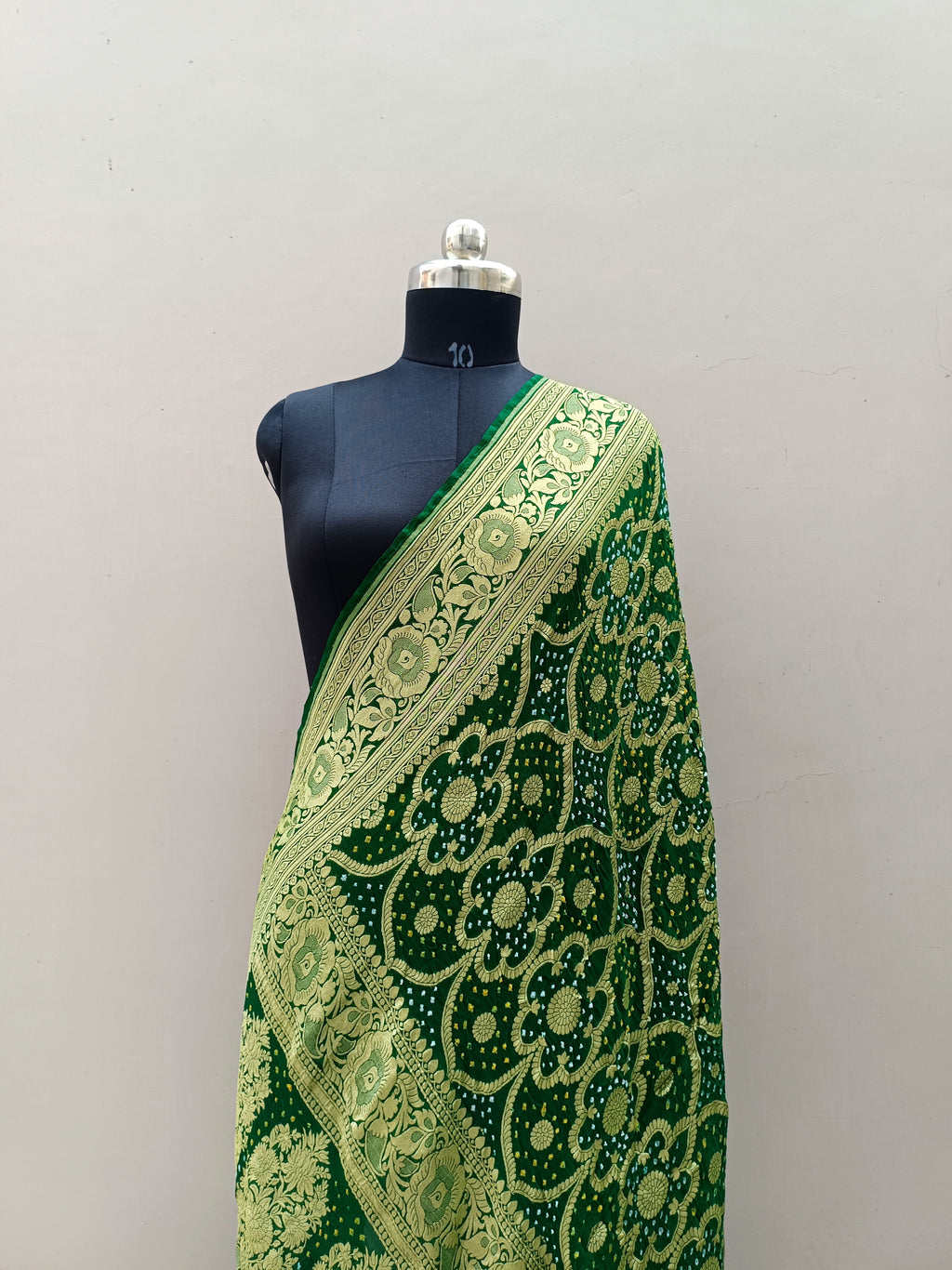 Forest Green Shade Handwoven Khaddi Chiffon Rai Dana Bandhani Dupatta