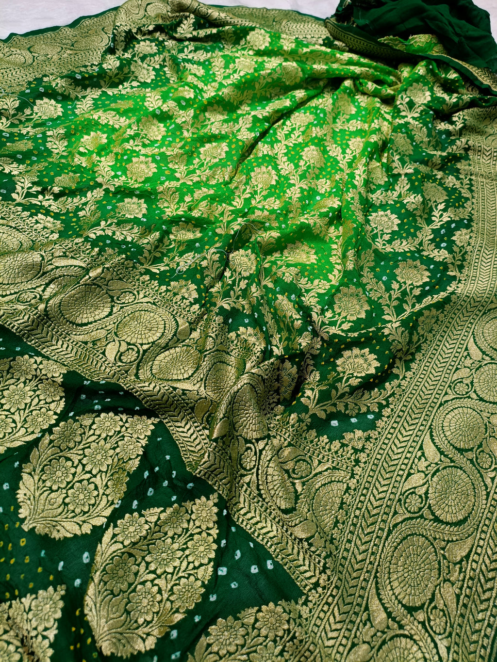 Green Shade Handwoven Khaddi Chiffon Rai Dana Bandhani Dupatta