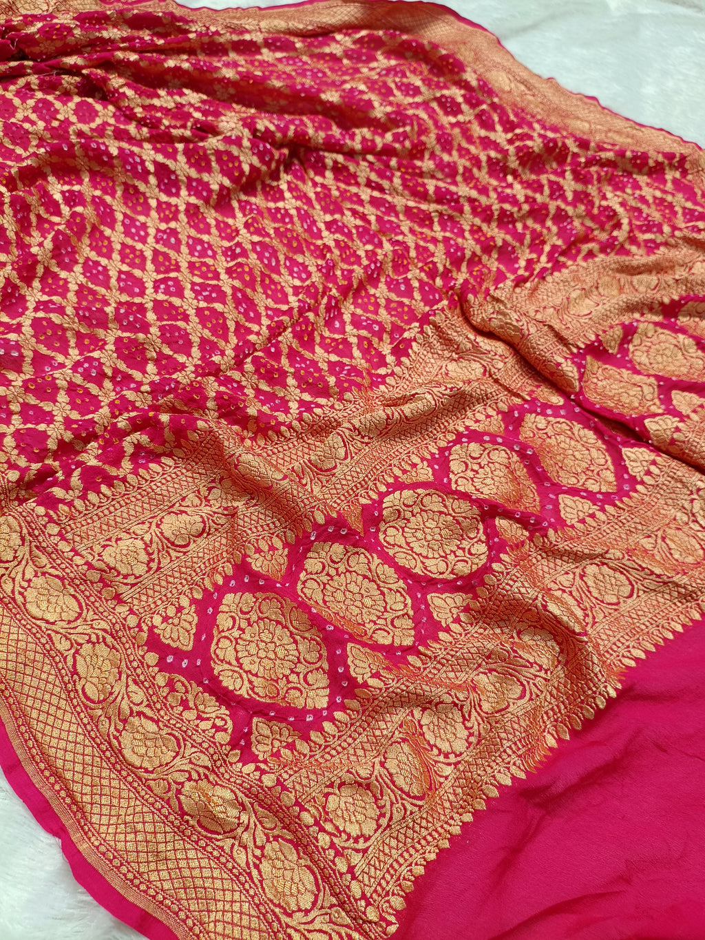 Rani Pink Shade Handwoven Khaddi Chiffon Rai Dana Bandhani Dupatta