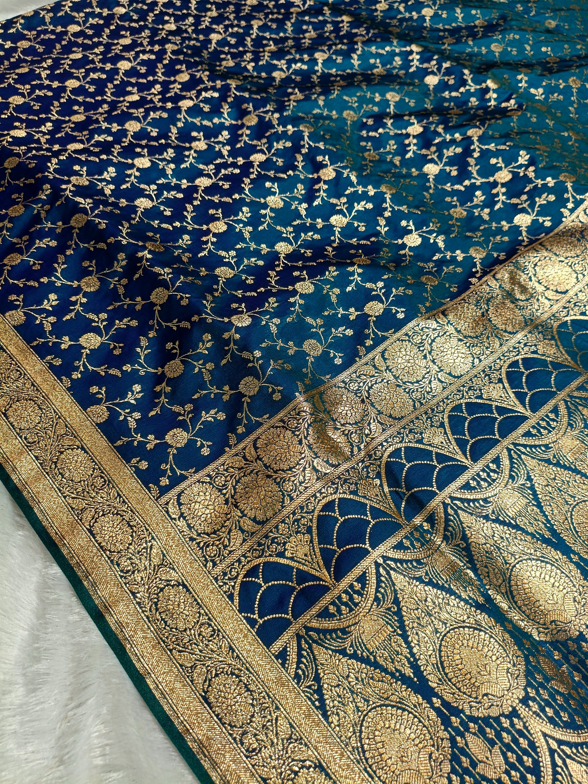 Dual Royal Blue Shade Handwoven Kataan Mashru Silk Saree