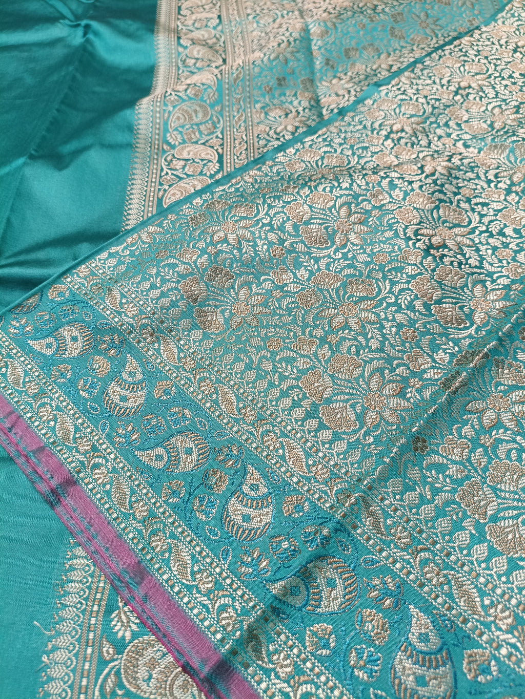Sea Green Shade Paper Silk Pashmina Border & Anchal Banarasi