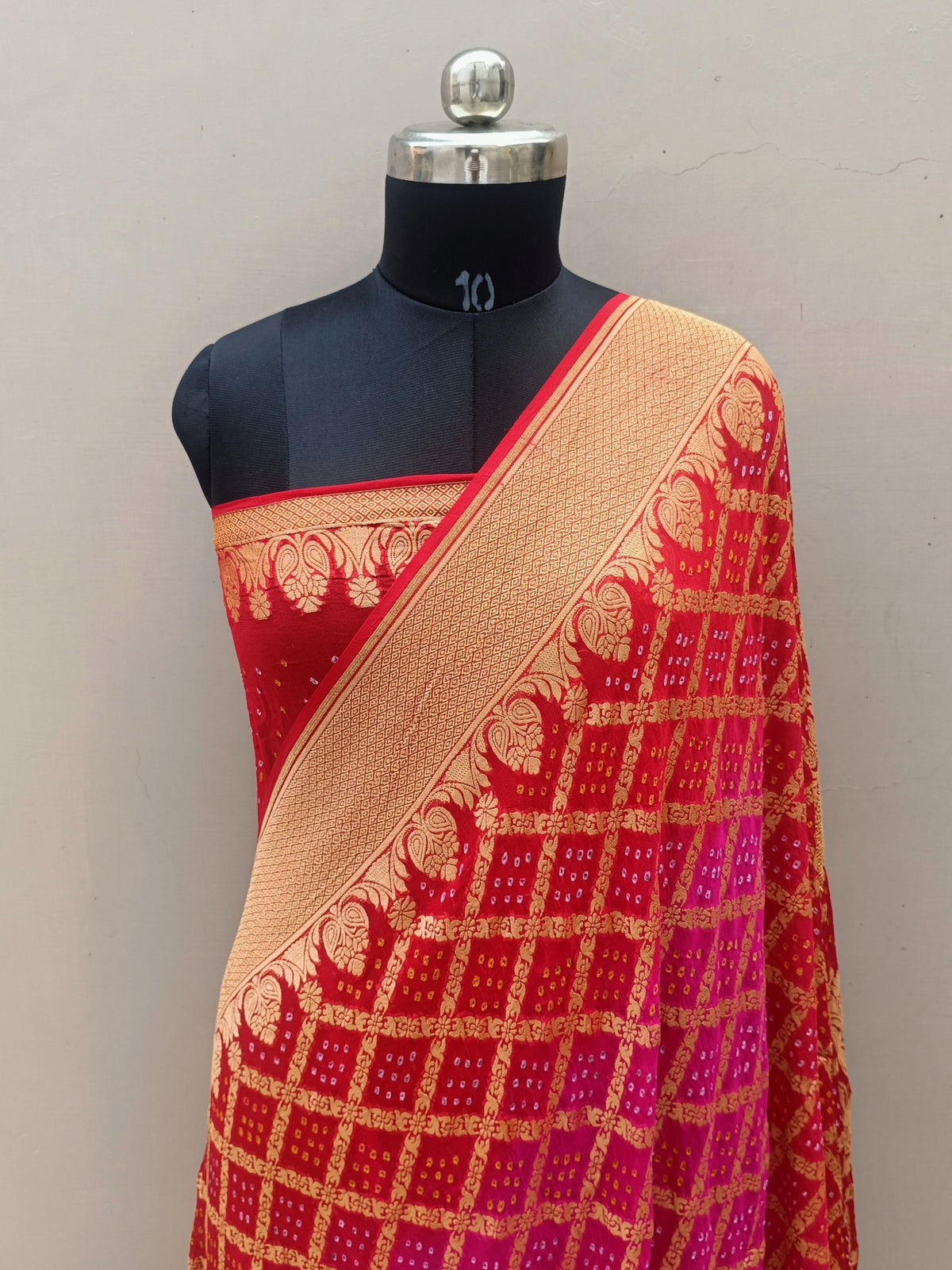 Bridal Red with Rani Shade Handwoven Khaddi Chiffon Rai Dana Bandhani Saree