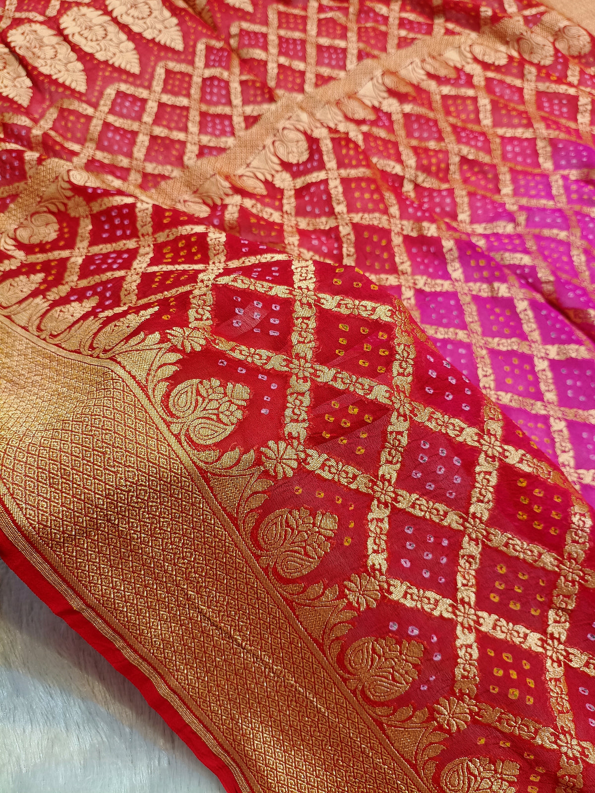 Bridal Red with Rani Shade Handwoven Khaddi Chiffon Rai Dana Bandhani Saree