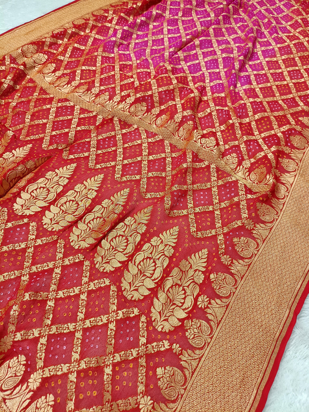 Bridal Red with Rani Shade Handwoven Khaddi Chiffon Rai Dana Bandhani Saree