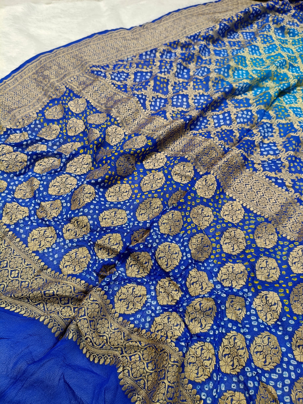 Dual Shade Royal Blue Handwoven Khaddi Chiffon Rai Dana Bandhani Saree