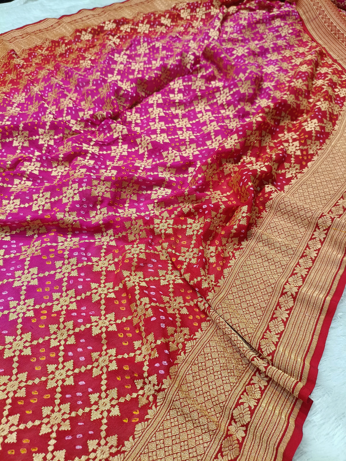 Red with Rani Pink Shade Handwoven Khaddi Chiffon Rai Dana Bandhani Saree