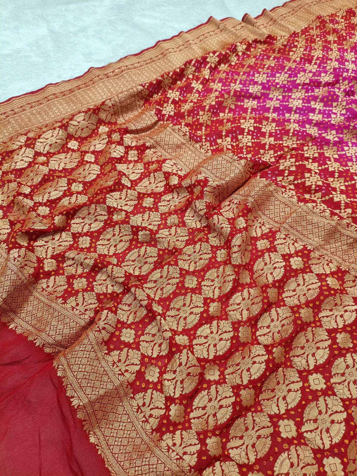 Red with Rani Pink Shade Handwoven Khaddi Chiffon Rai Dana Bandhani Saree