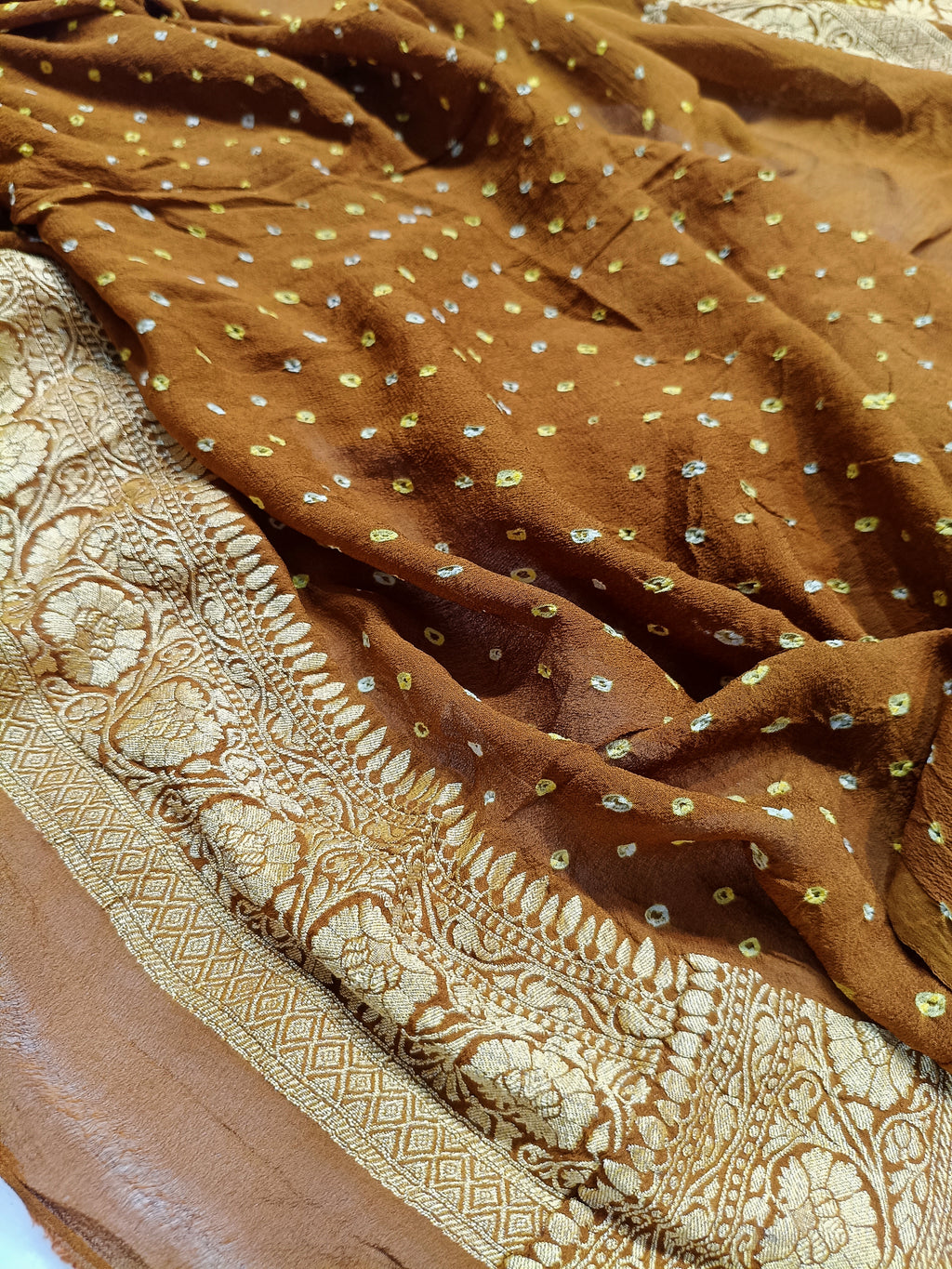 Antique Brown Shade Handwoven Khaddi Chiffon Rai Dana Bandhani