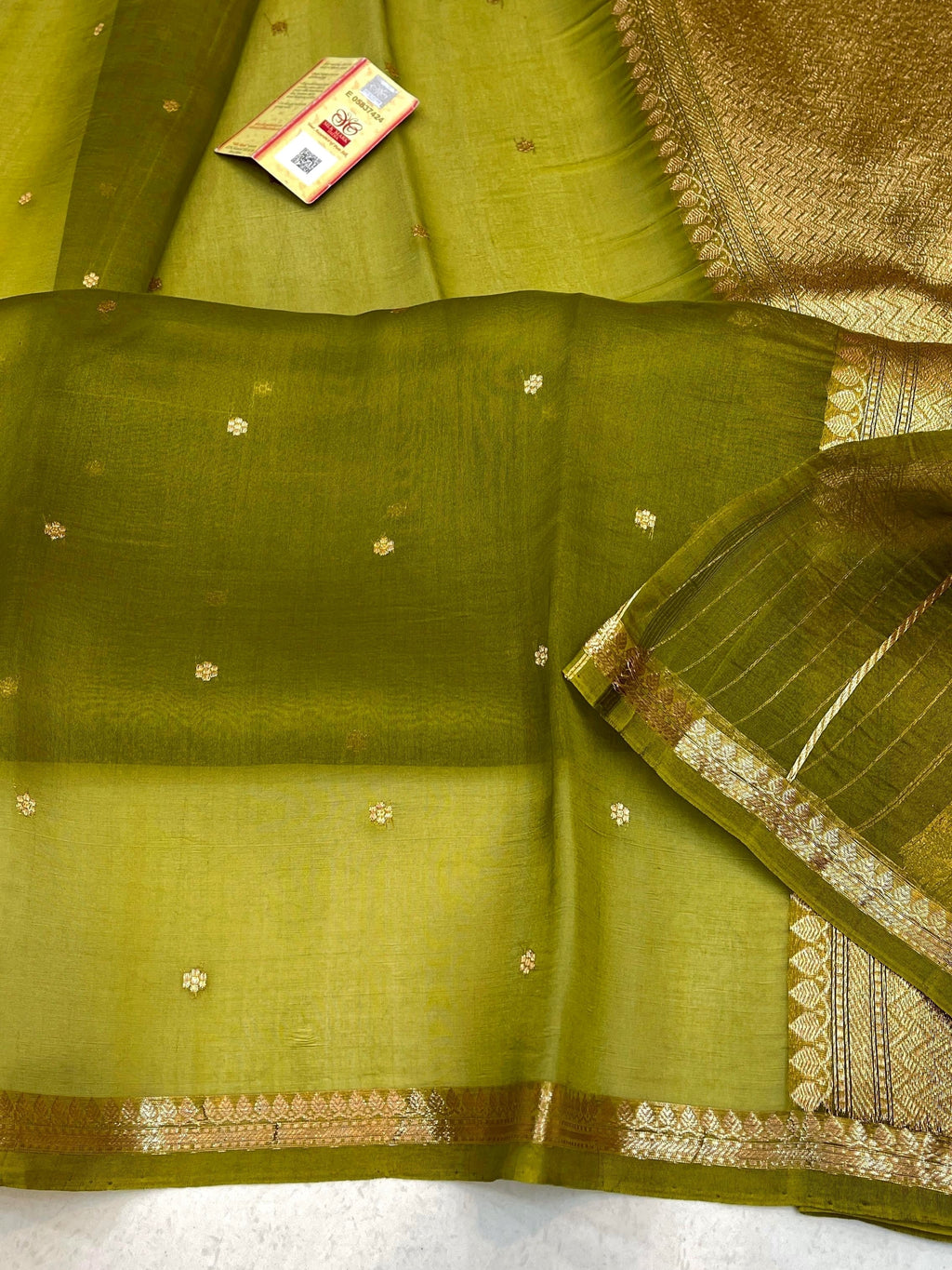 Mehendi Green Shade Handwoven Water Zari Reshmi Kora Silk Saree