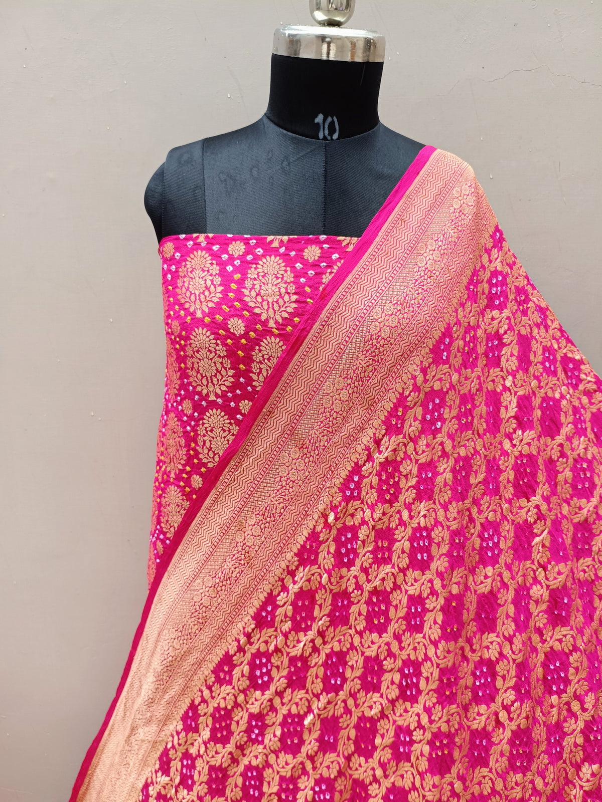 Traditional Rani Pink Shade Handwoven Khaddi Chiffon Bandhani Rai Dana Bandhani Suit Set