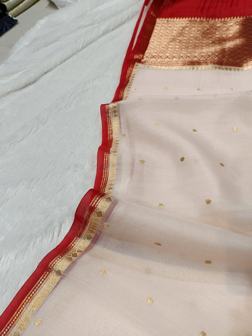 Off-White Red Shade Handwoven Water Zari Reshmi Kora Silk Saree