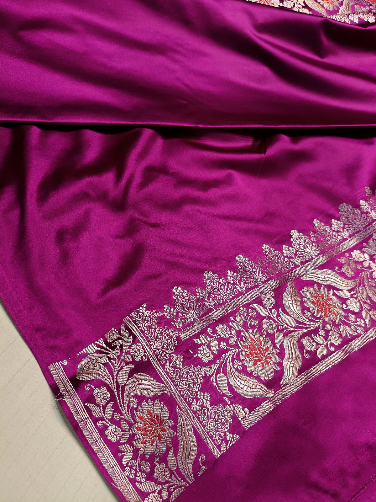 Purple Shade Handwoven Tilfi Kataan Mashru Silk Saree
