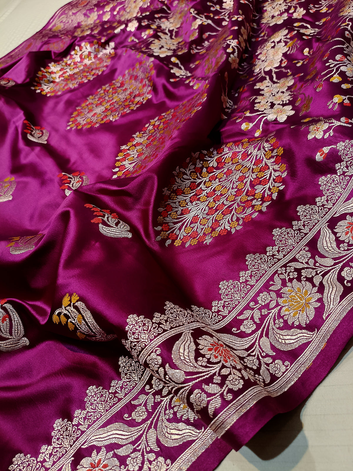 Purple Shade Handwoven Tilfi Kataan Mashru Silk Saree