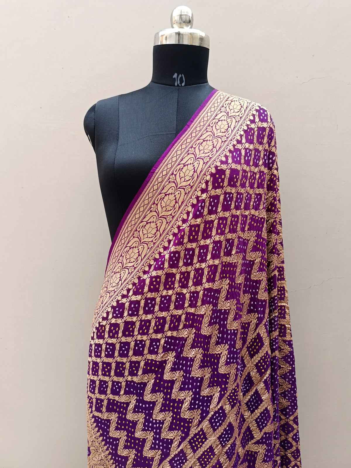 Deep Purple Shade Handwoven Khaddi Chiffon Rai Dana Bandhani Dupatta