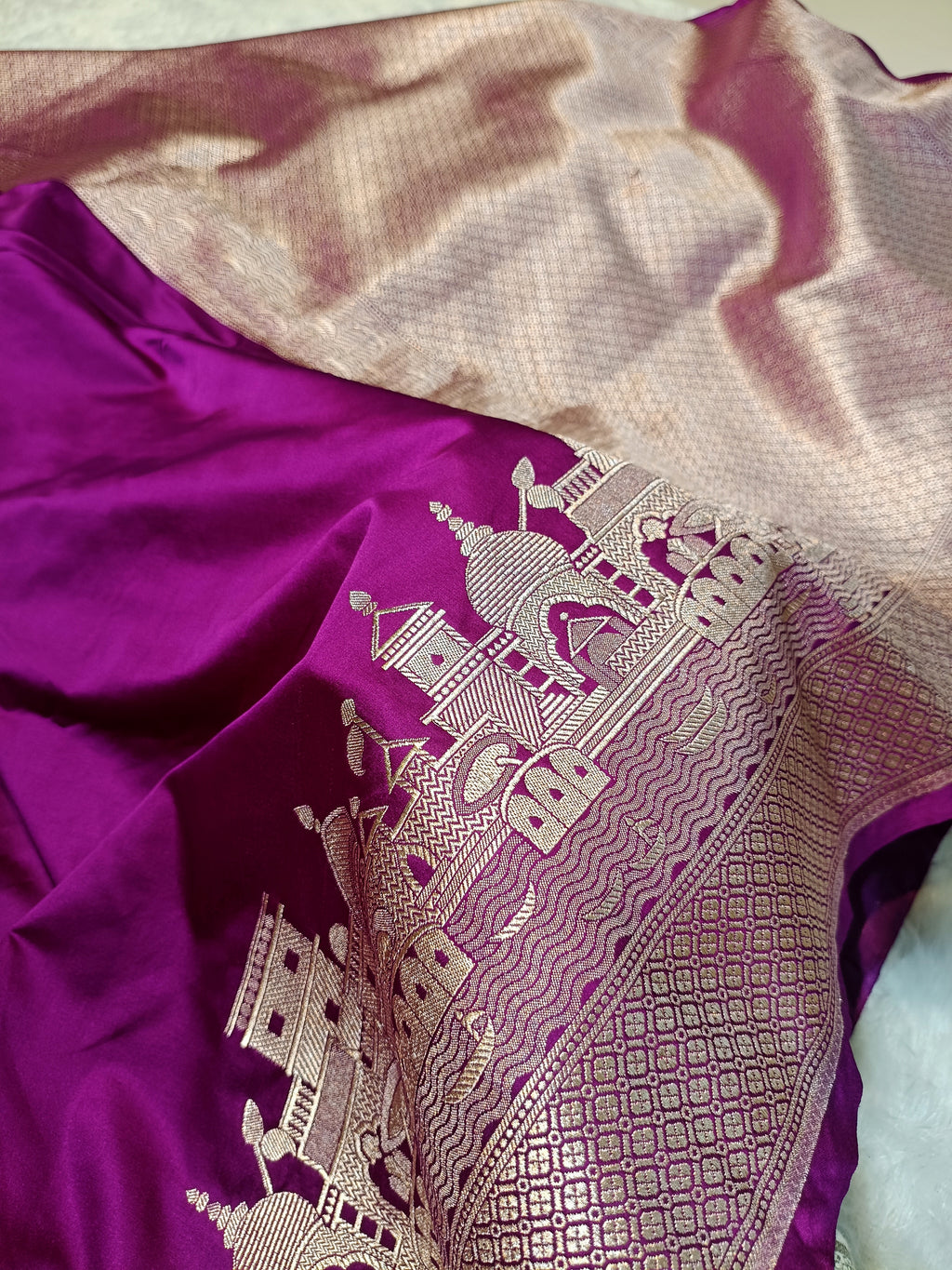 Deep Purple Shade Handwoven Kataan Mashru Silk Saree