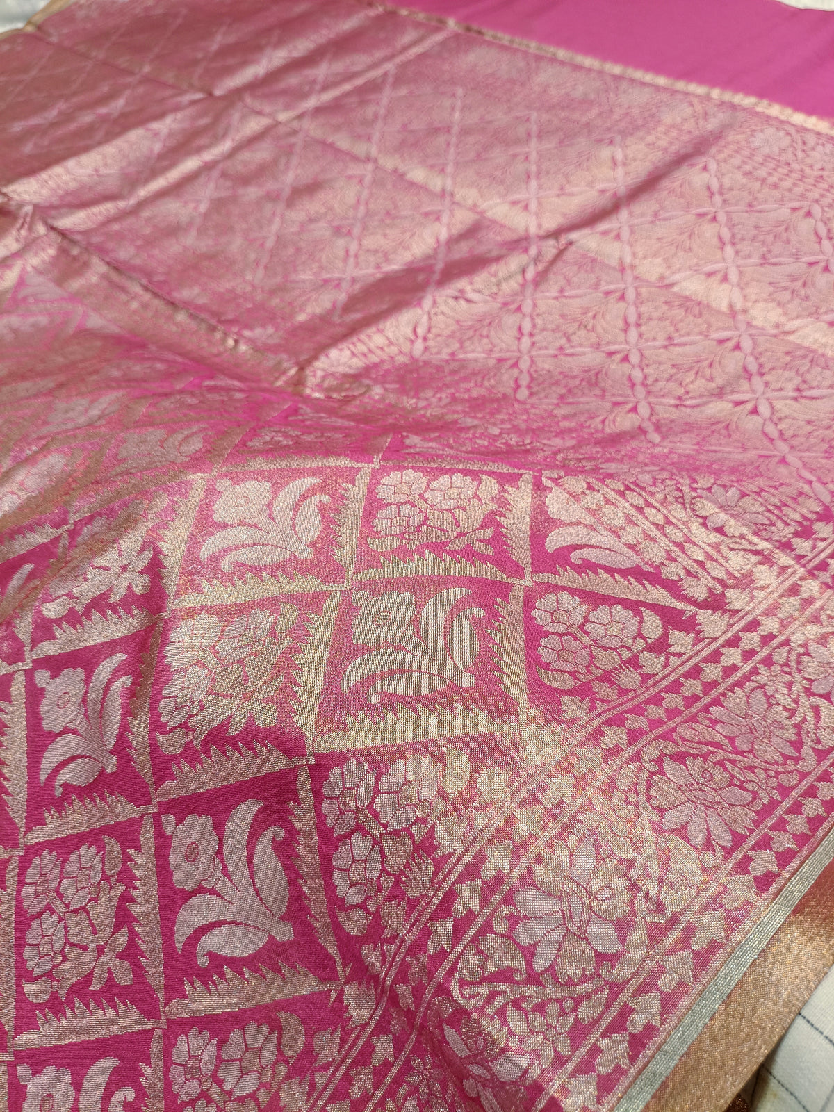 Strawberry Pink Shade Handwoven Kataan Ektara Muslin Tissue Jamdani