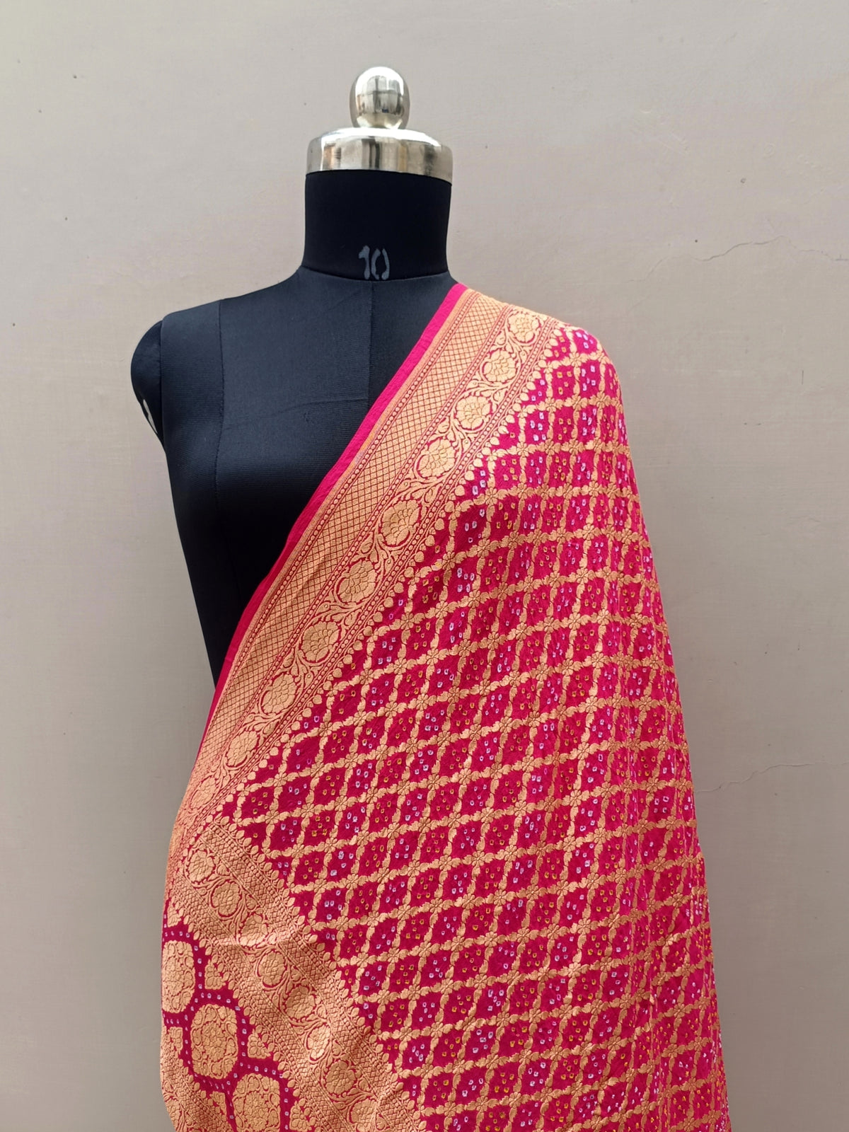 Rani Pink Shade Handwoven Khaddi Chiffon Rai Dana Bandhani Dupatta