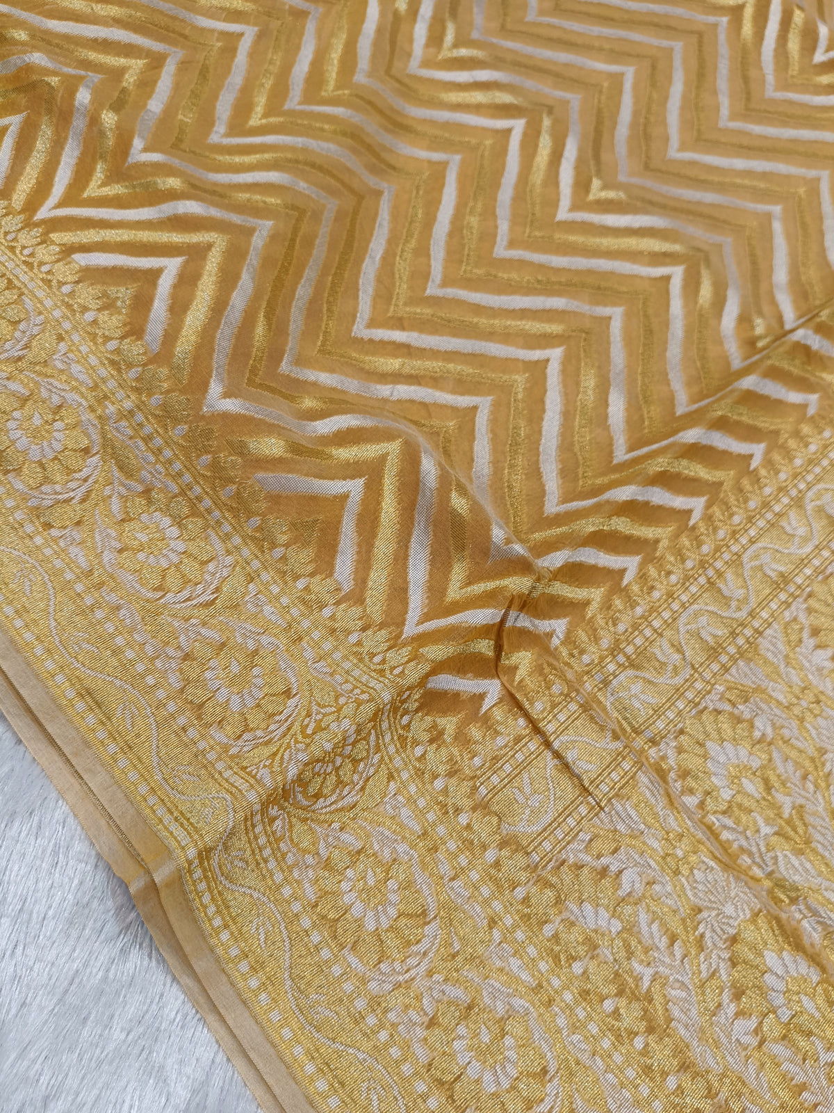 Mustard Yellow Shade Handwoven Kataan Ektara Muslin Jamdani