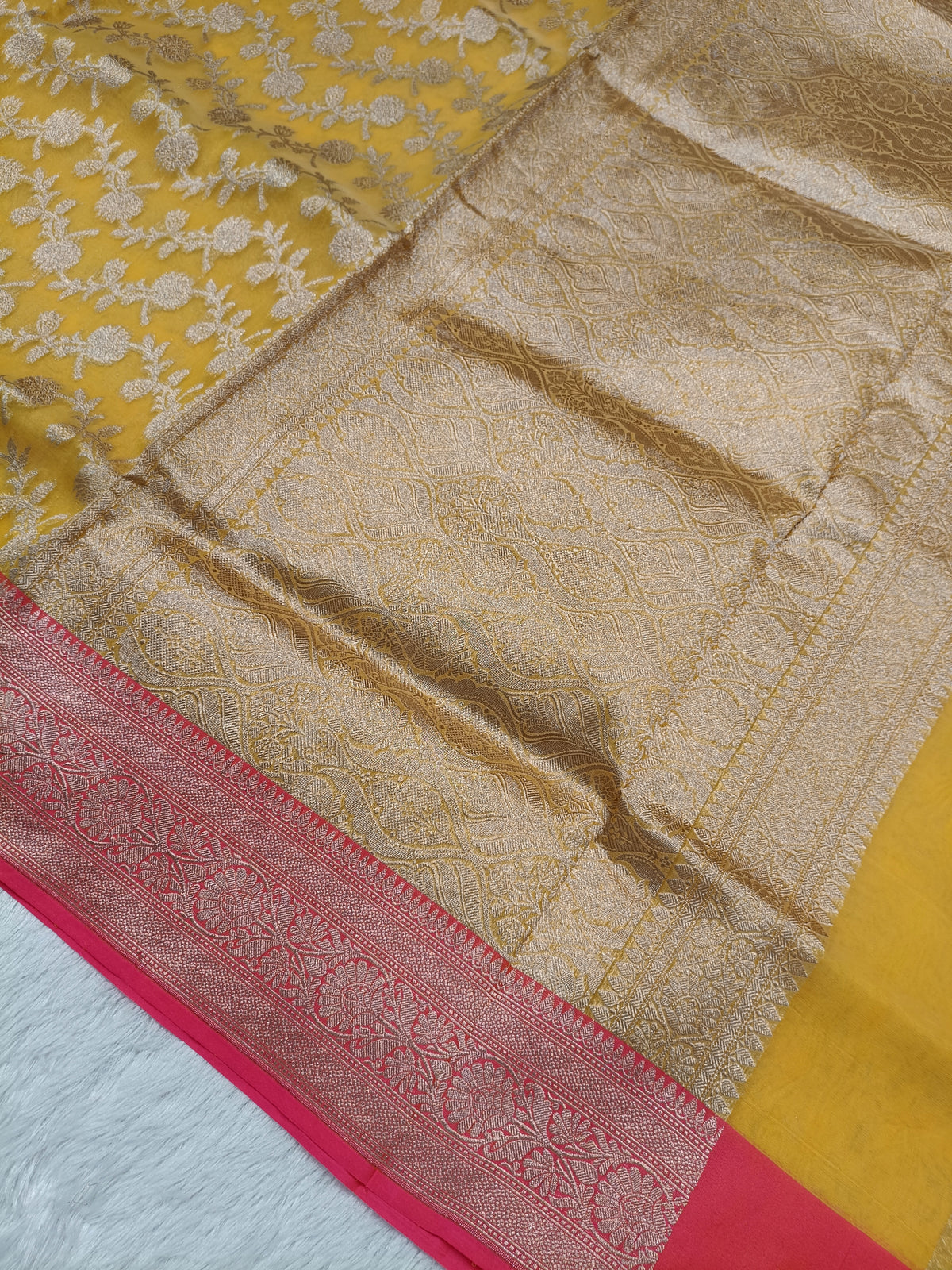 Yellow Pink Shade Handwoven Reshmi Kora Silk Saree