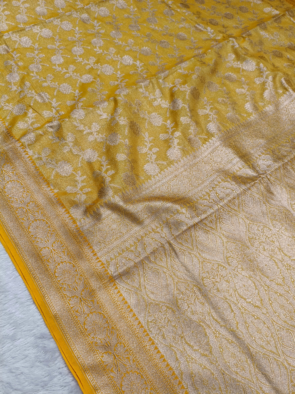 Molten Gold Handwoven Kataan Tissue Ektara Banarasi