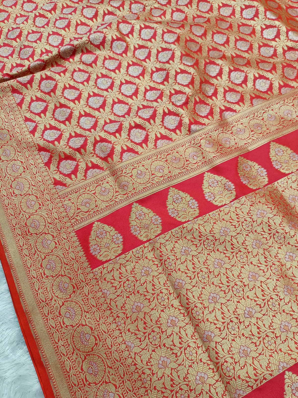 Soft Orange Shade Handwoven Kataan Silk Saree