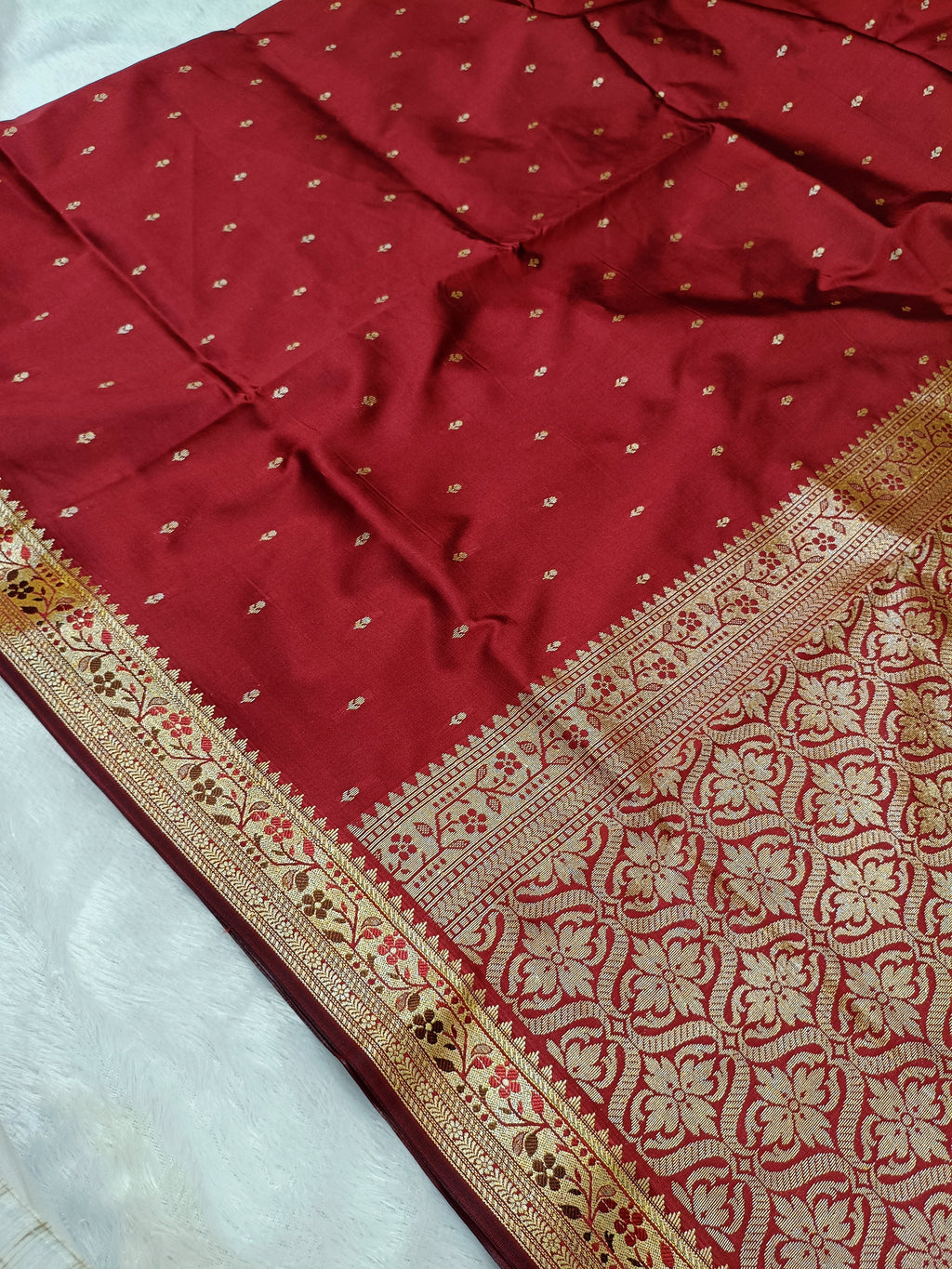 Bridal Red Shade Reshmi Banarasi Silk Saree